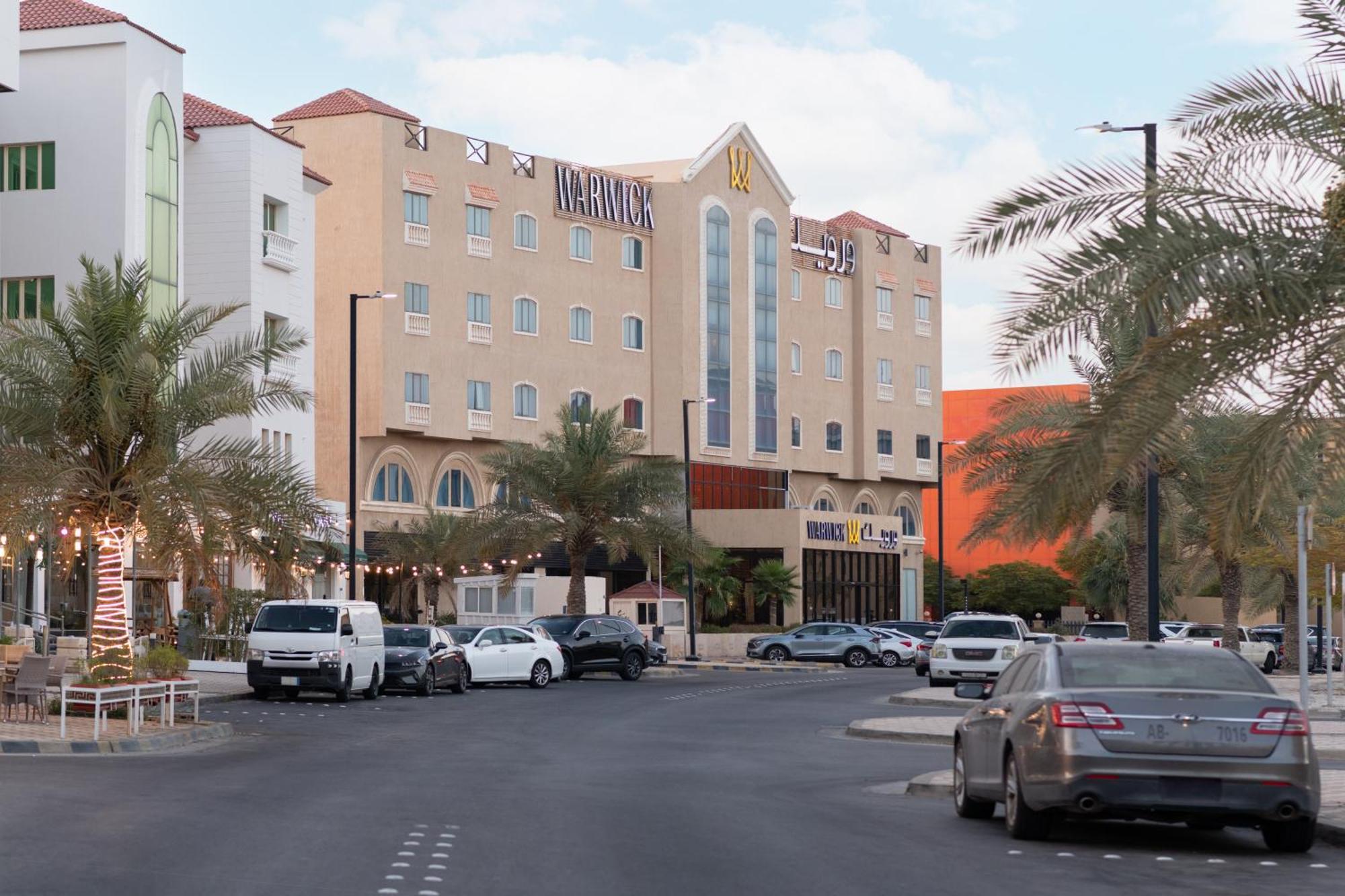 Warwick Al Jubail Hotel Dış mekan fotoğraf